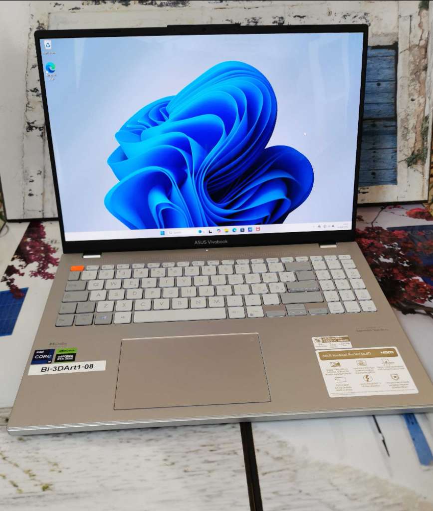 Pc ASUS Vivobook Pro 16x Oled 4K 🔥 i9 /Ram 32 🔥1 To 🔝Neuf ✅