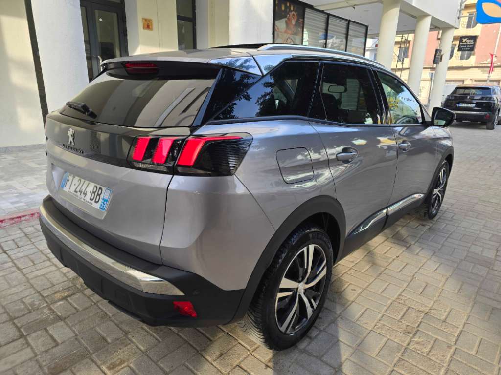 Av Peugeot 3008  GT Line modèle 2021 diesel ehdi boîte auto ttoption importée tél 23.964.164 