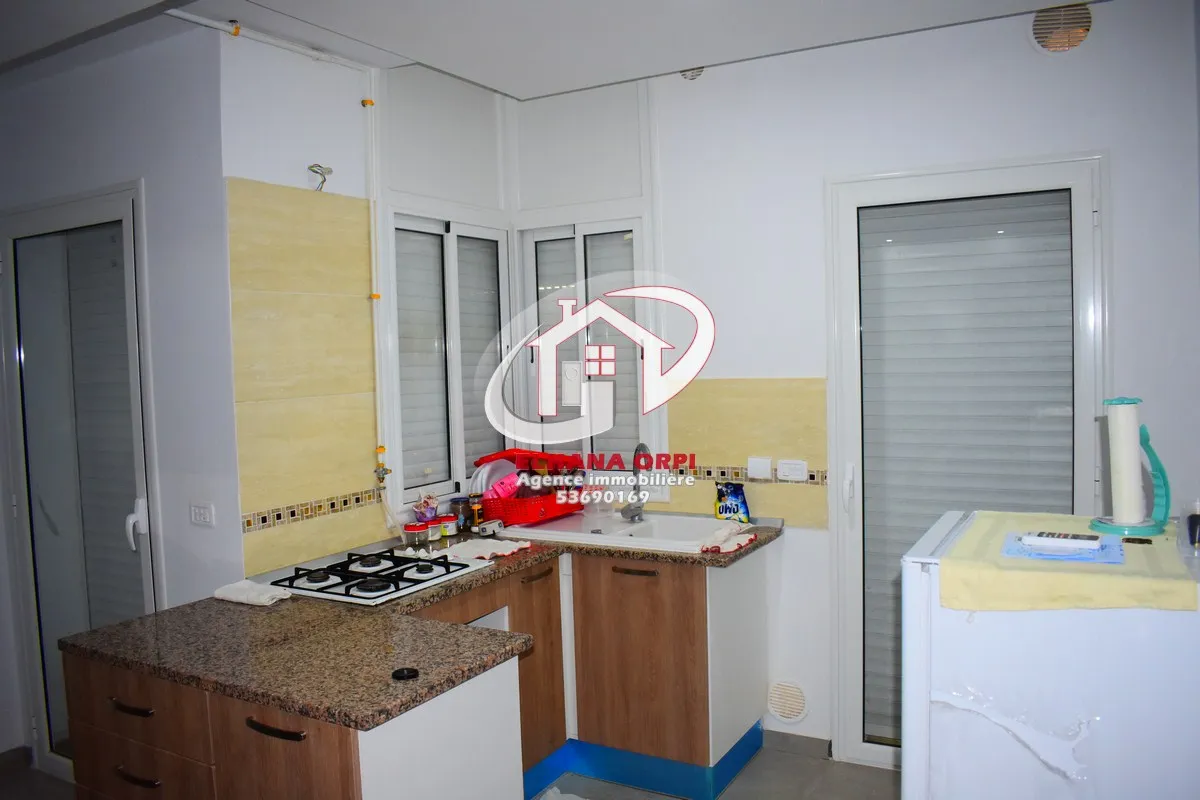 A louer appartement s+1 panorama en plein zone touristique