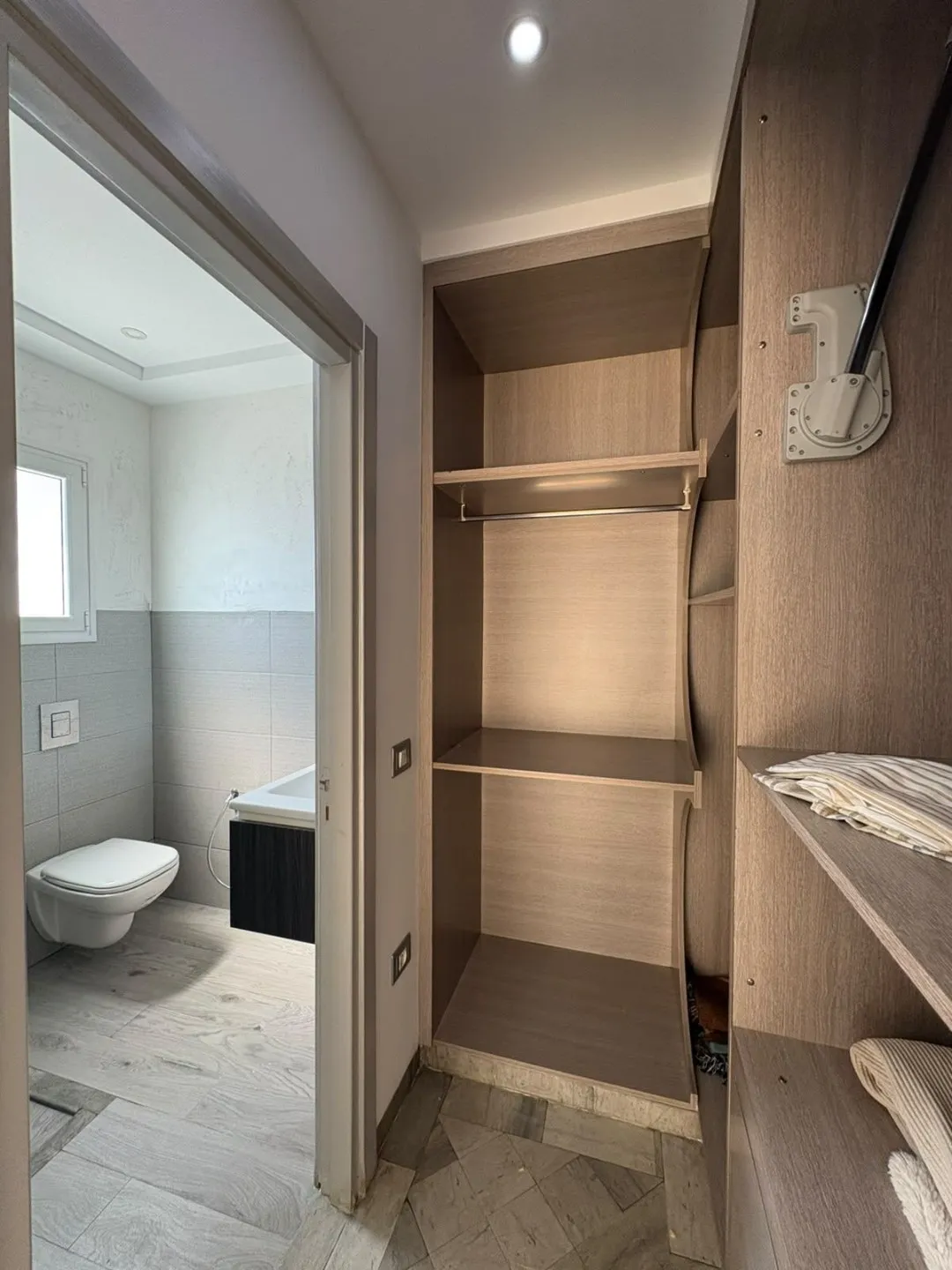 Location Annuelle : Villa Duplex S+3 Avec Piscine à Mrezga, Hammamet Nord