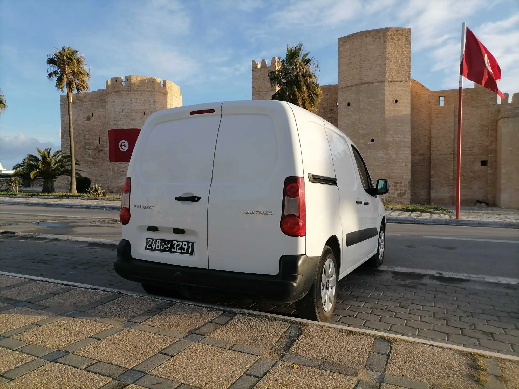 B9 ثلاث مقاعد 