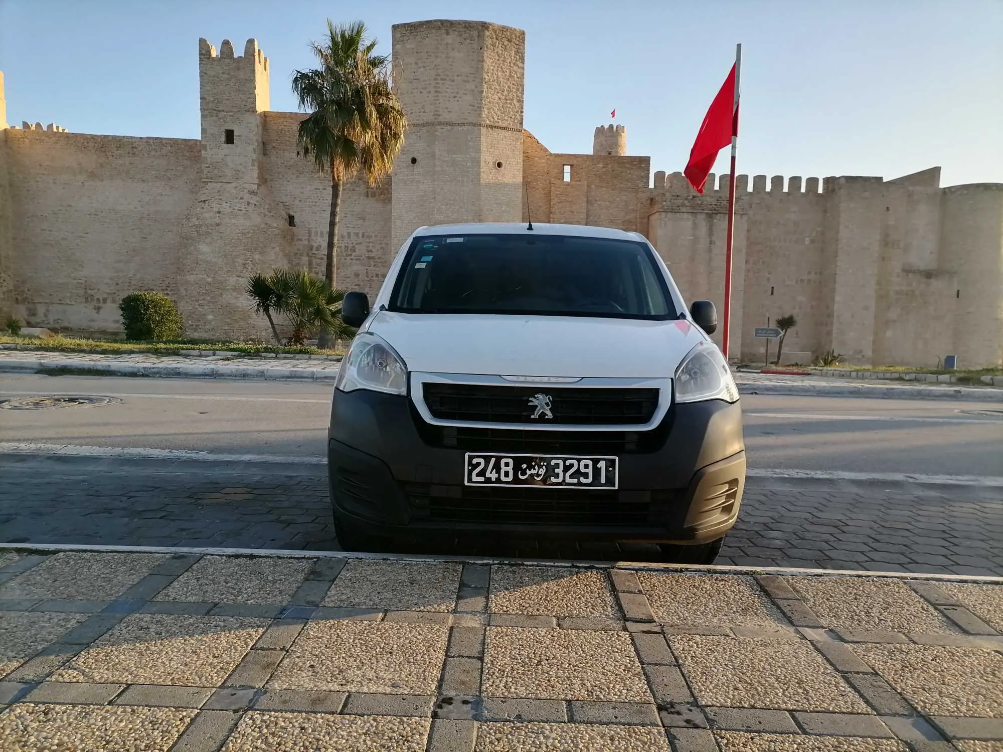 B9 ثلاث مقاعد 