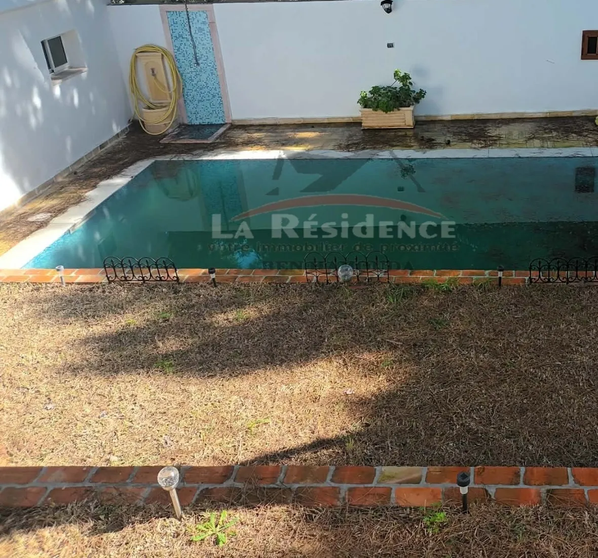 A louer Une villa Meublé Pour longue durée à Corniche , Bizerte