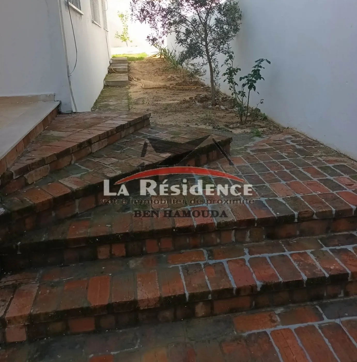 A louer Une villa Meublé Pour longue durée à Corniche , Bizerte