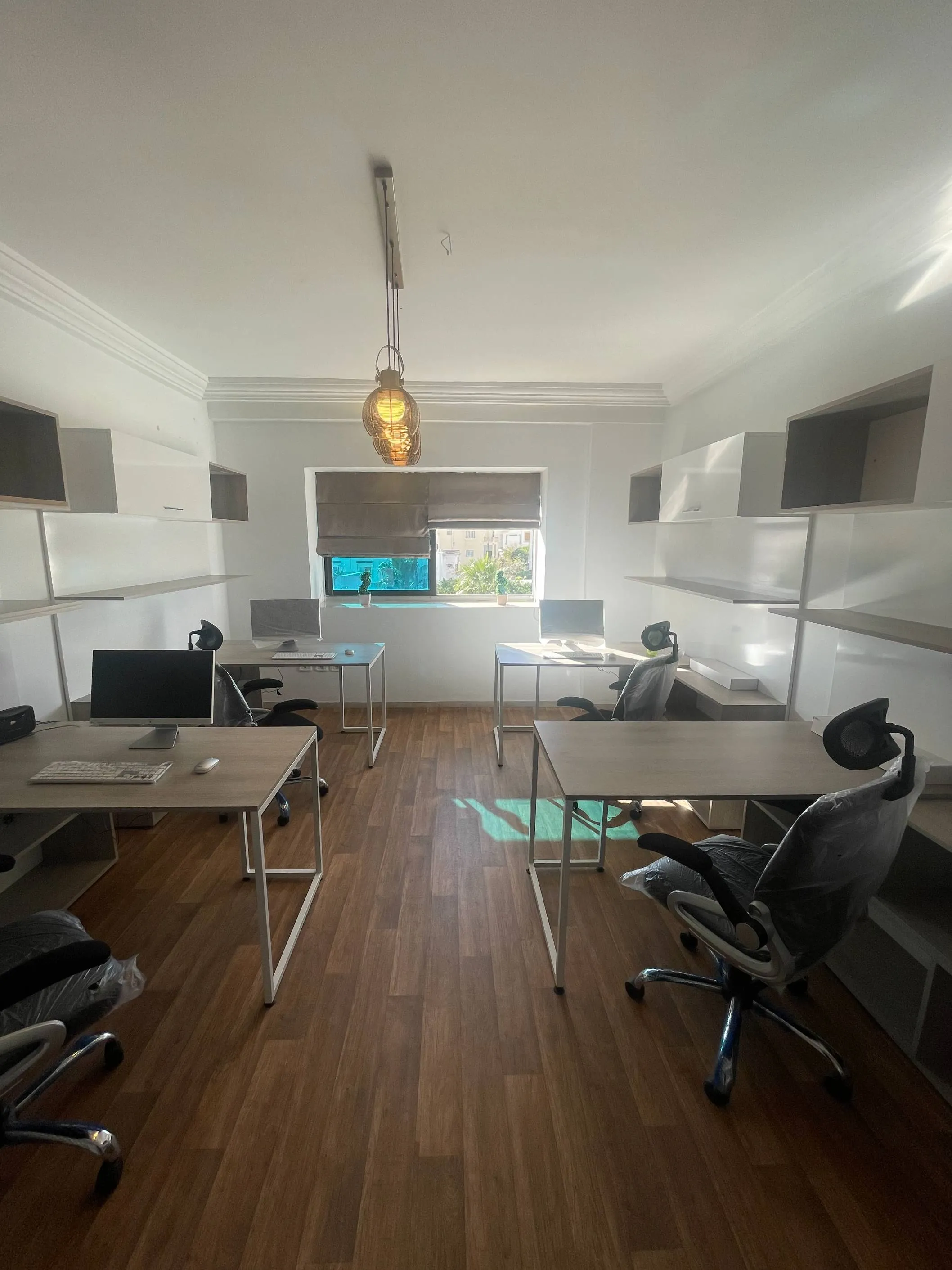 À LOUER – APPARTEMENT BUREAUTIQUE À MENZAH 8, TUNIS