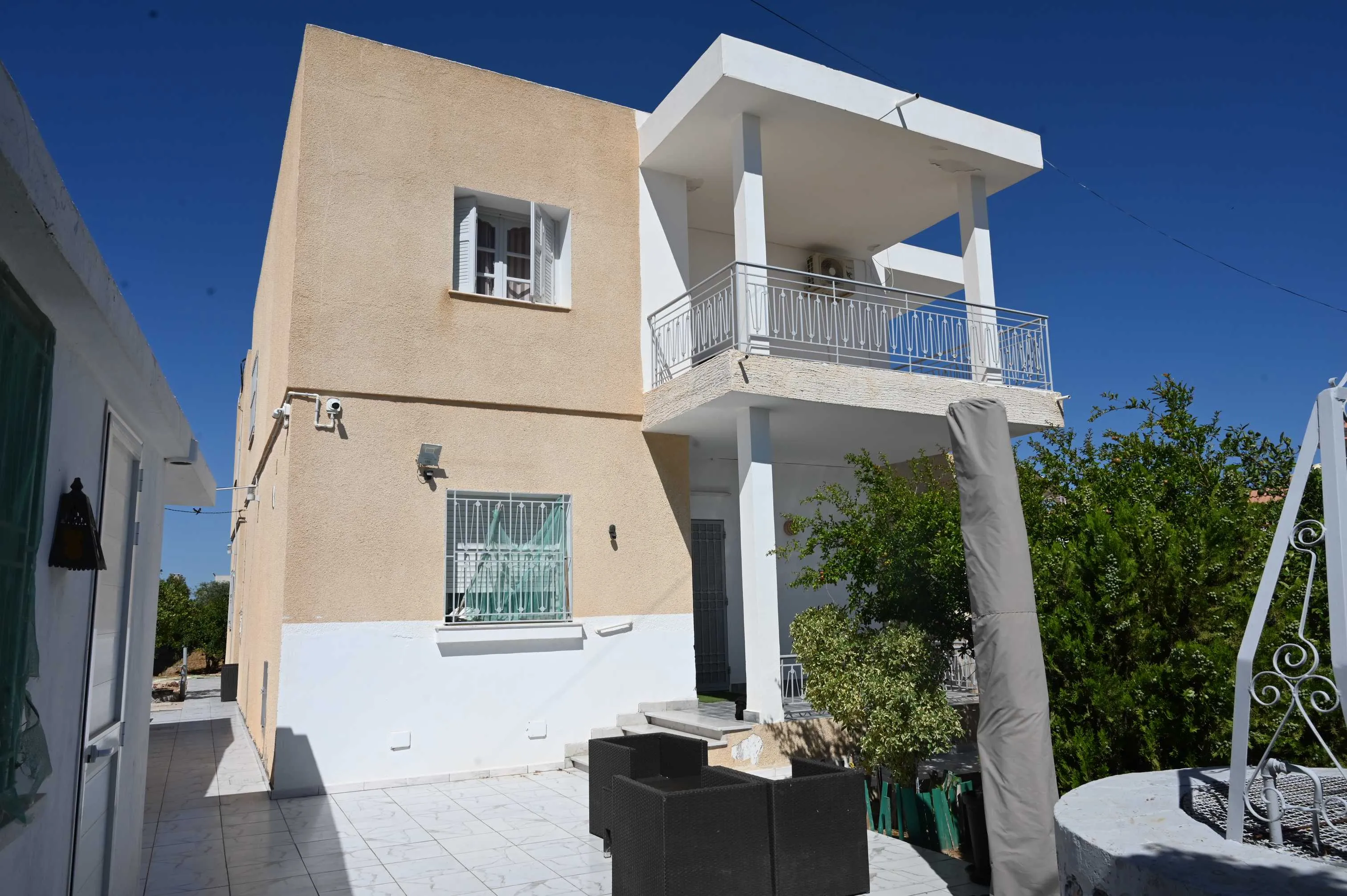 À vendre – Belle maison à Sfax Route de Gabès d’une superficie totale de 1200m² : 400m² habitable & 800 m² de terrain