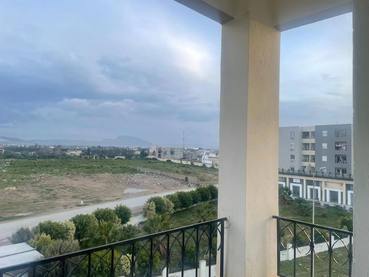 AV bel appartement S3 THS titré 140 m2