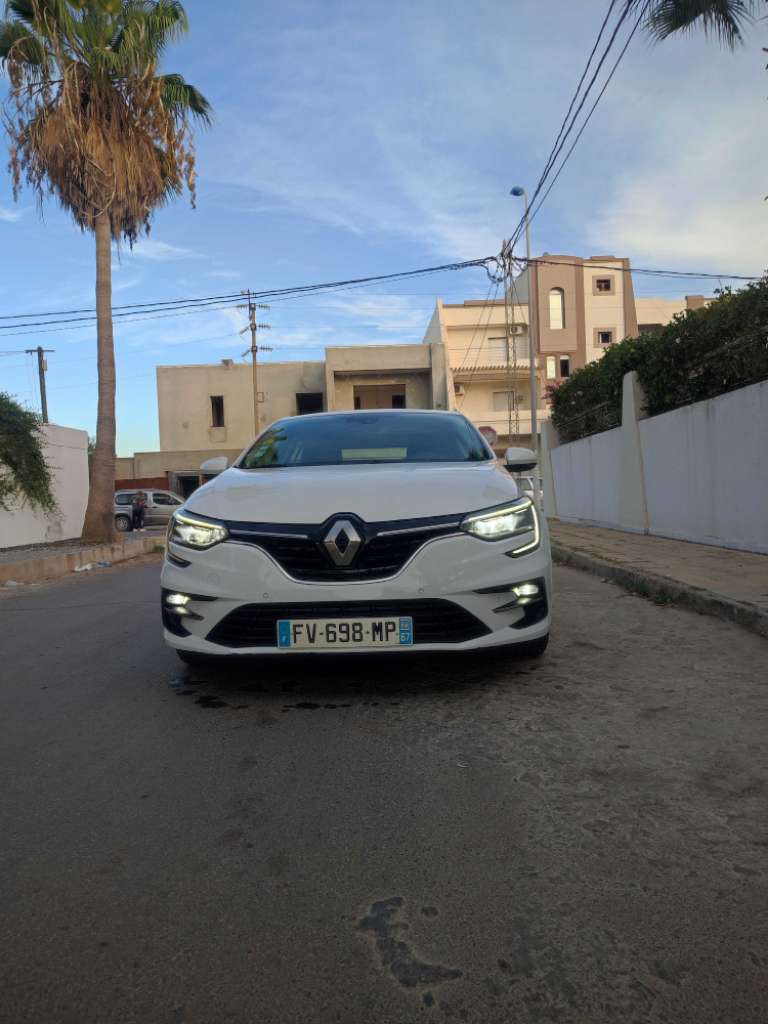 MEGANE 4 RESTYLÉE