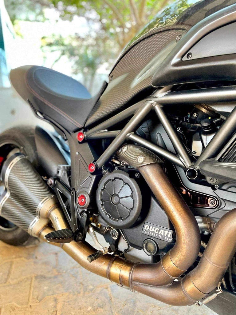 Ducati Diavel édition carbone