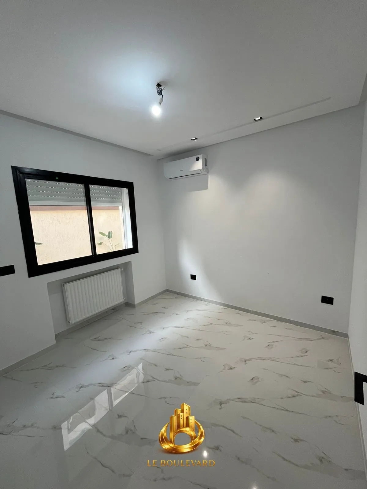 A Vendre Appartement S+2 Haut Standing Avec Jardin à Nouvelle Soukra, Tunis