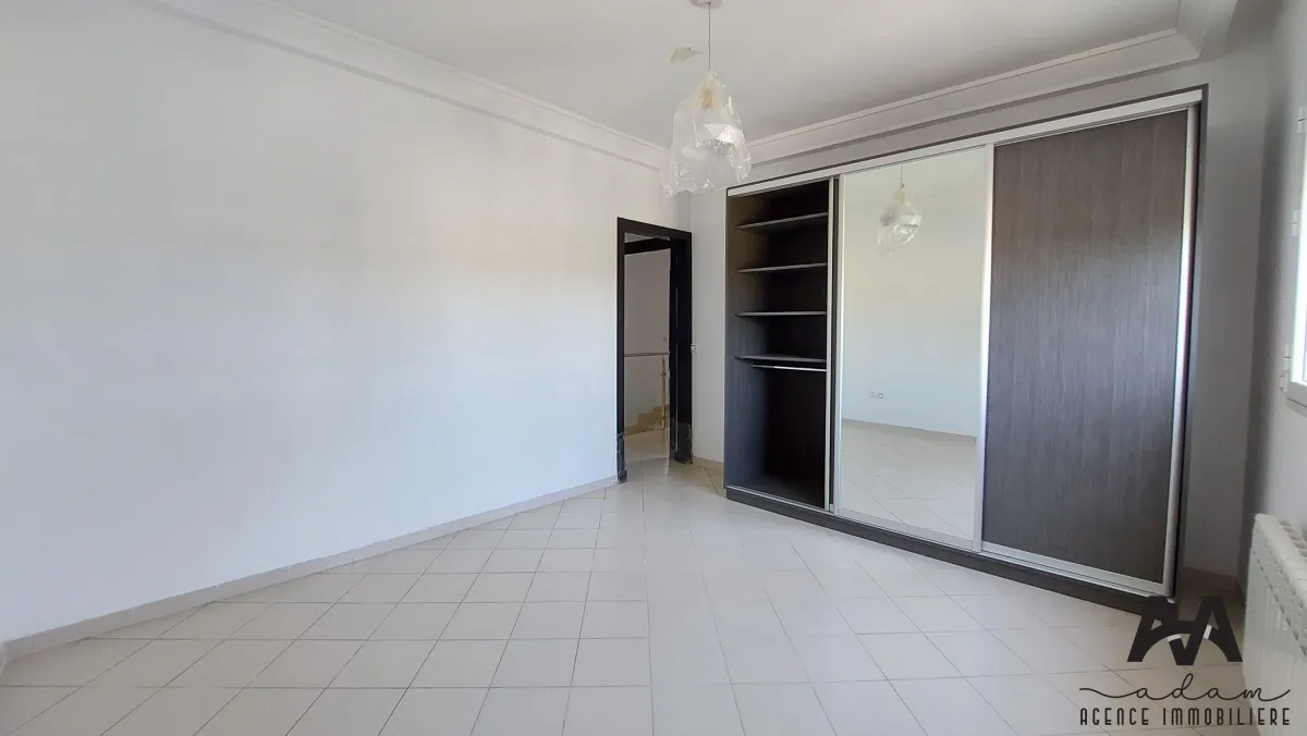 Duplex S4 avec jardin à Mrezga, Hammamet