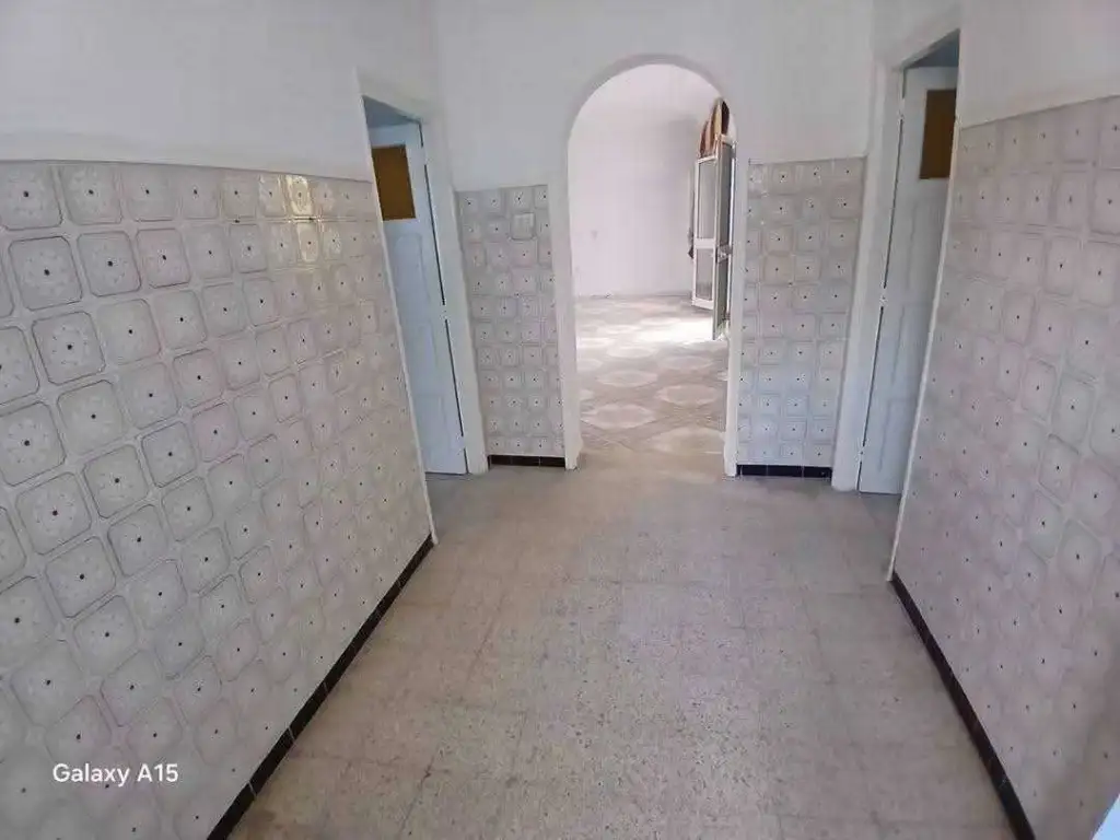 🔴 À VENDRE – OPPORTUNITÉ EN OR À AKOUDA

📌 [Réf : R09] - photo 5