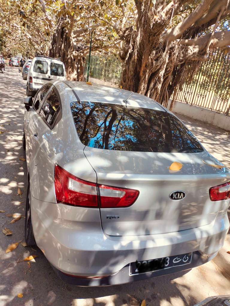 Kia rio importė de quatar