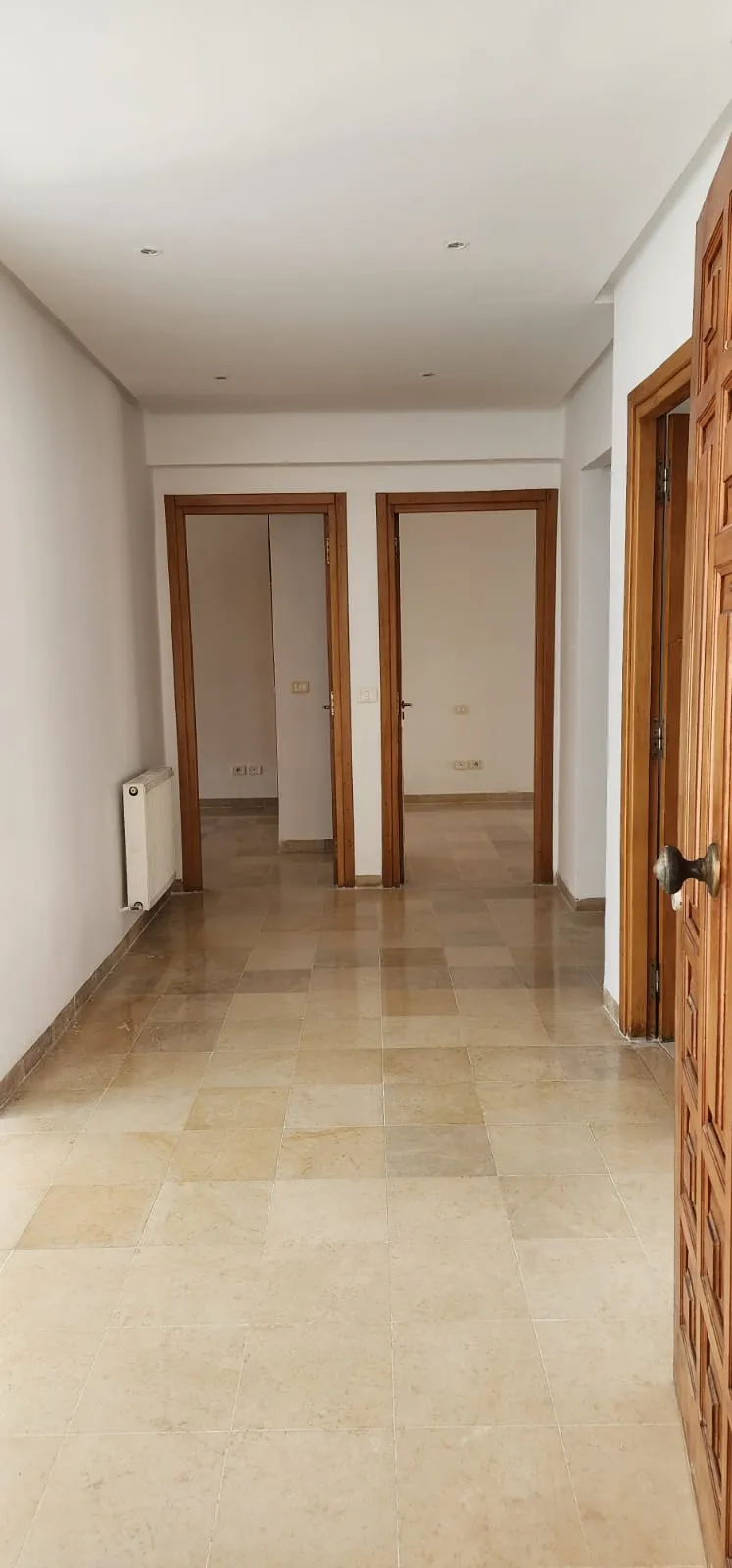 S+2 spacieux 112m² à louer – Jardin de Laouina avec place parking sous-sol