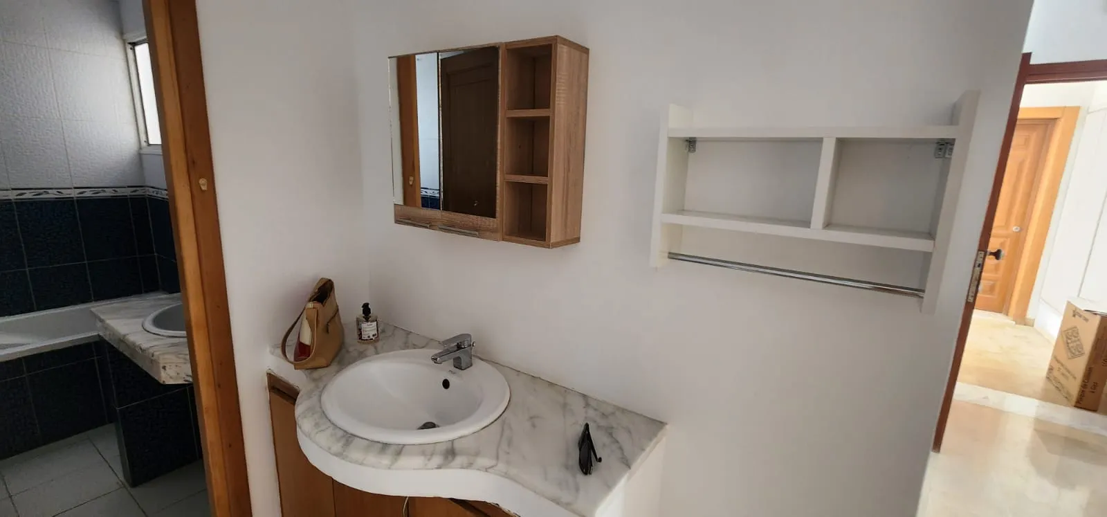 S+2 spacieux 112m² à louer – Jardin de Laouina avec place parking sous-sol