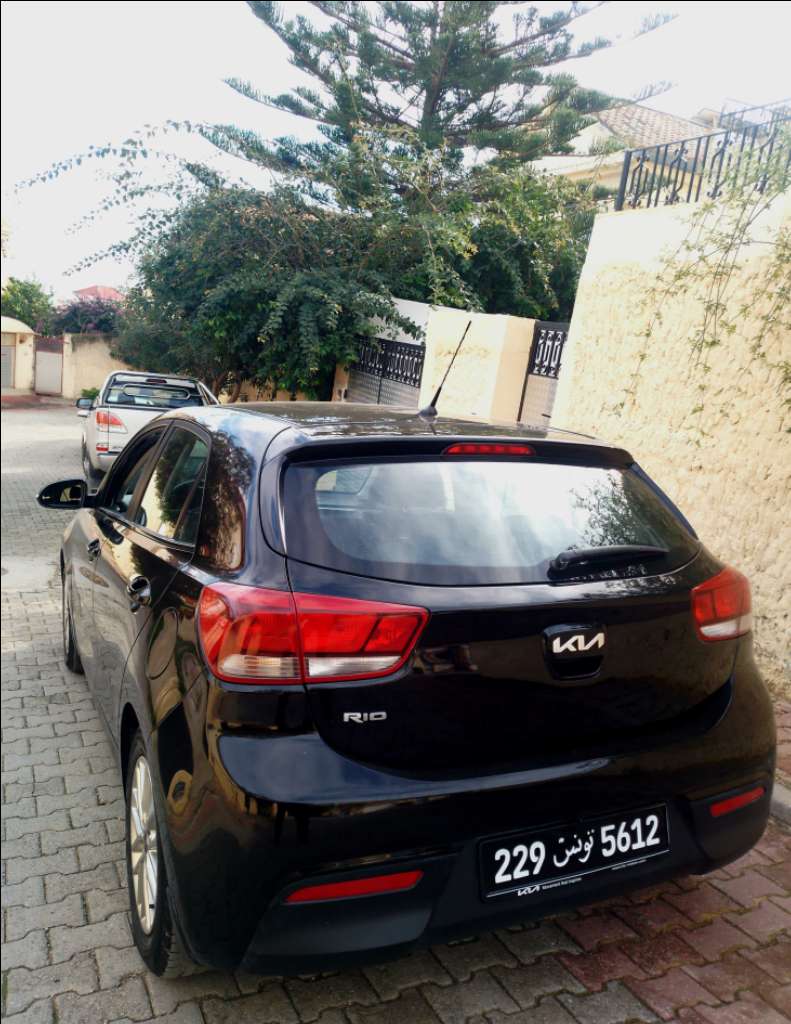 KIA RIO NEUF ETAT ORIGINE