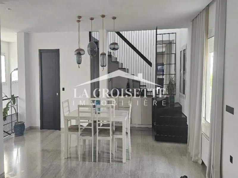 Duplex s3 avec terrasse aux Jardins de Carthage MDL0701