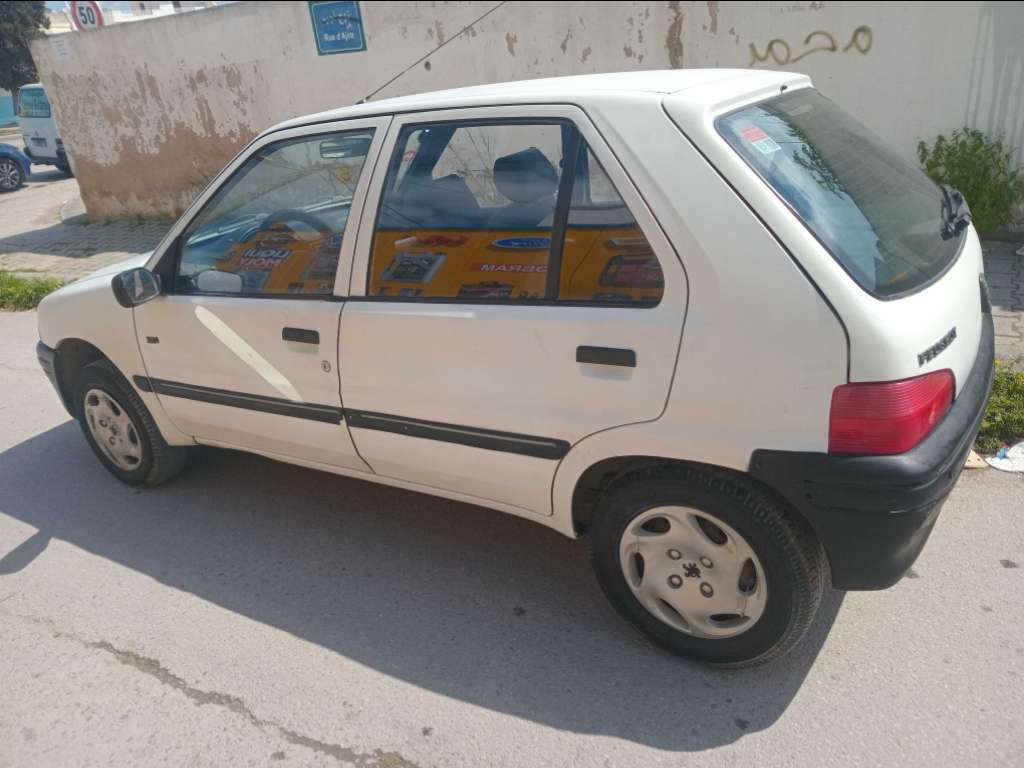 Peugeot 106