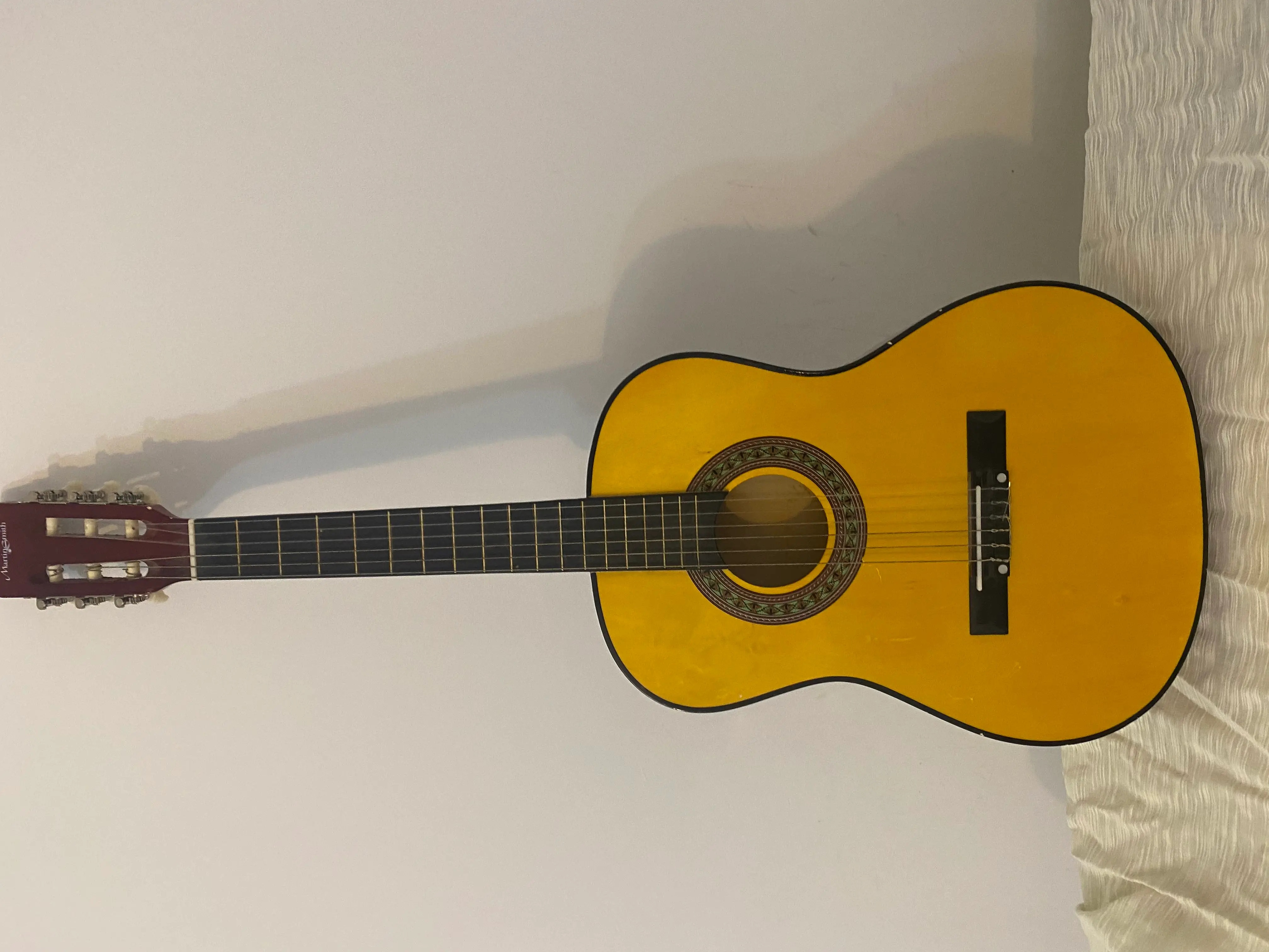 Guitare importer