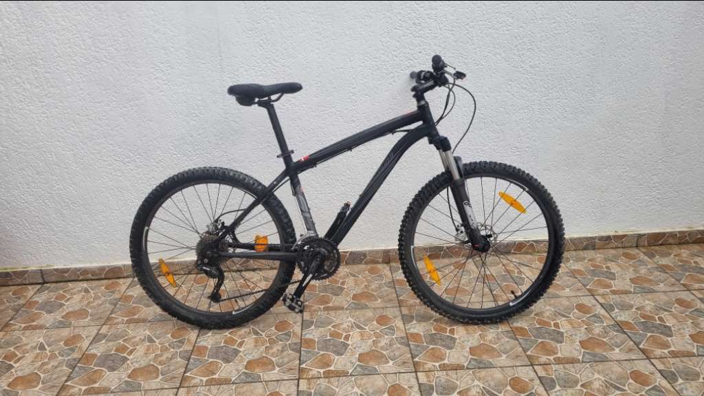 VTT SPECIALIZED ROCKHOPPER 