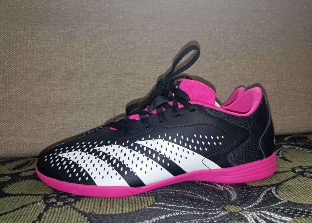 Demi crampons adidas Predator p37 