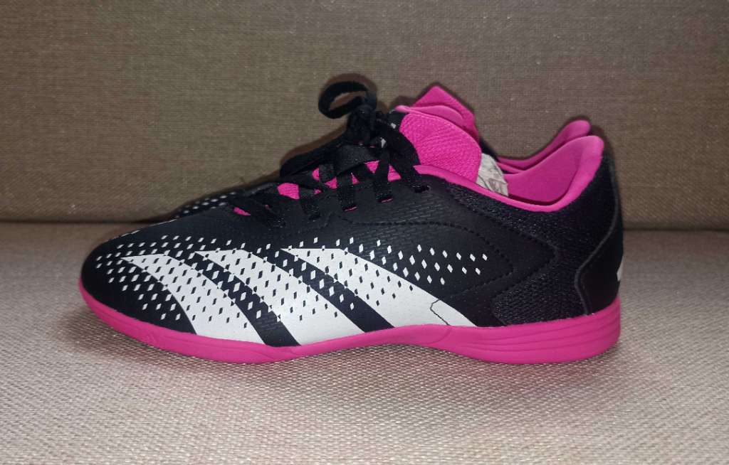 Demi crampons adidas Predator p37