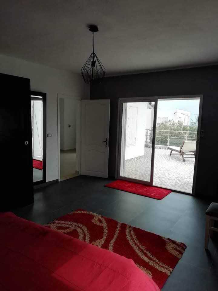 À vendre villa de Luxe S+4 de prix raisonnable 390mil sur Zarzis