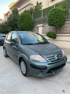 Citroën c3 premiere main 