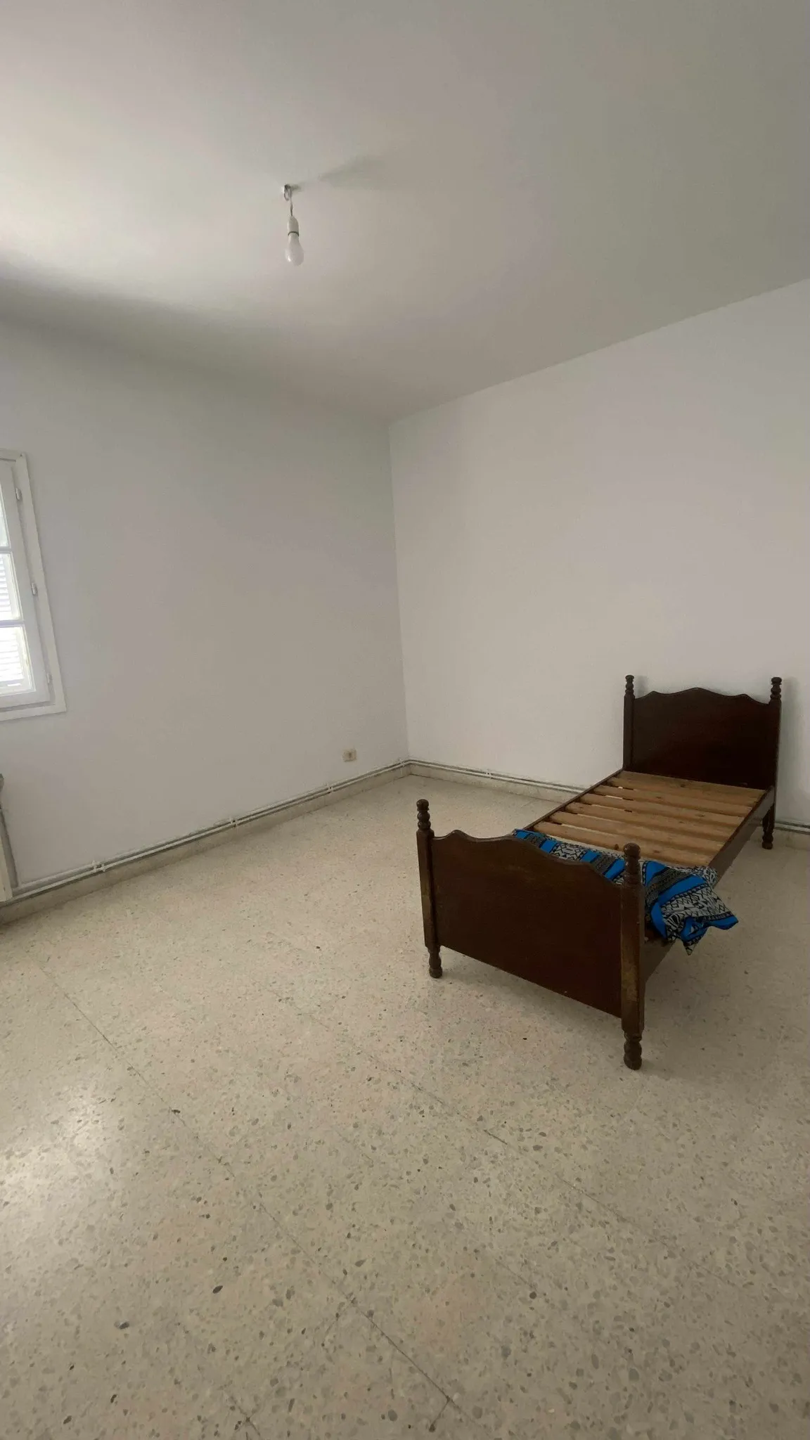 appartement s+3 3éme étage menzah 9