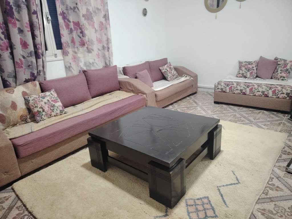Salon 12 Places