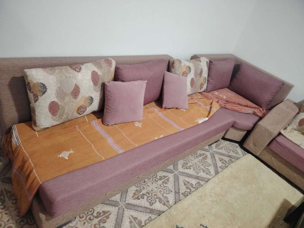 Salon 12 Places