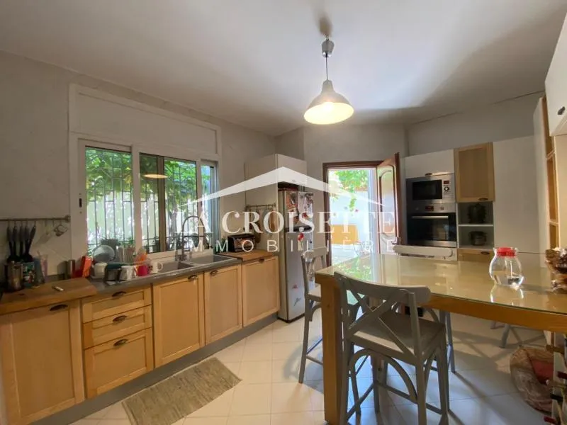 Villa S+4 meublée à La Marsa MVL0123