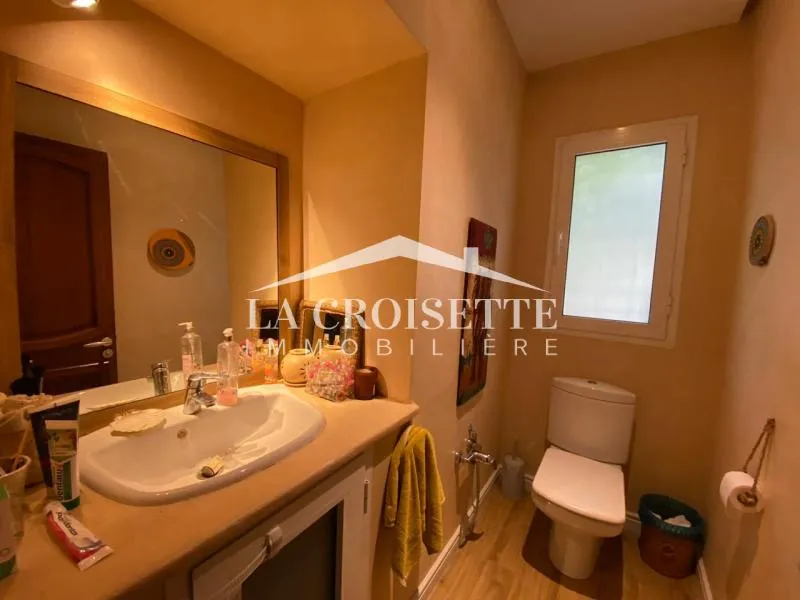 Villa S+4 meublée à La Marsa MVL0123