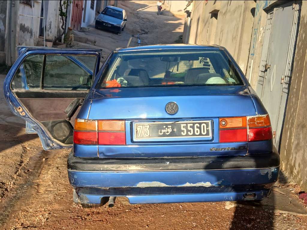 سيارات vento للبيع المهتم الاتصال على الرقم 52298011\98717006