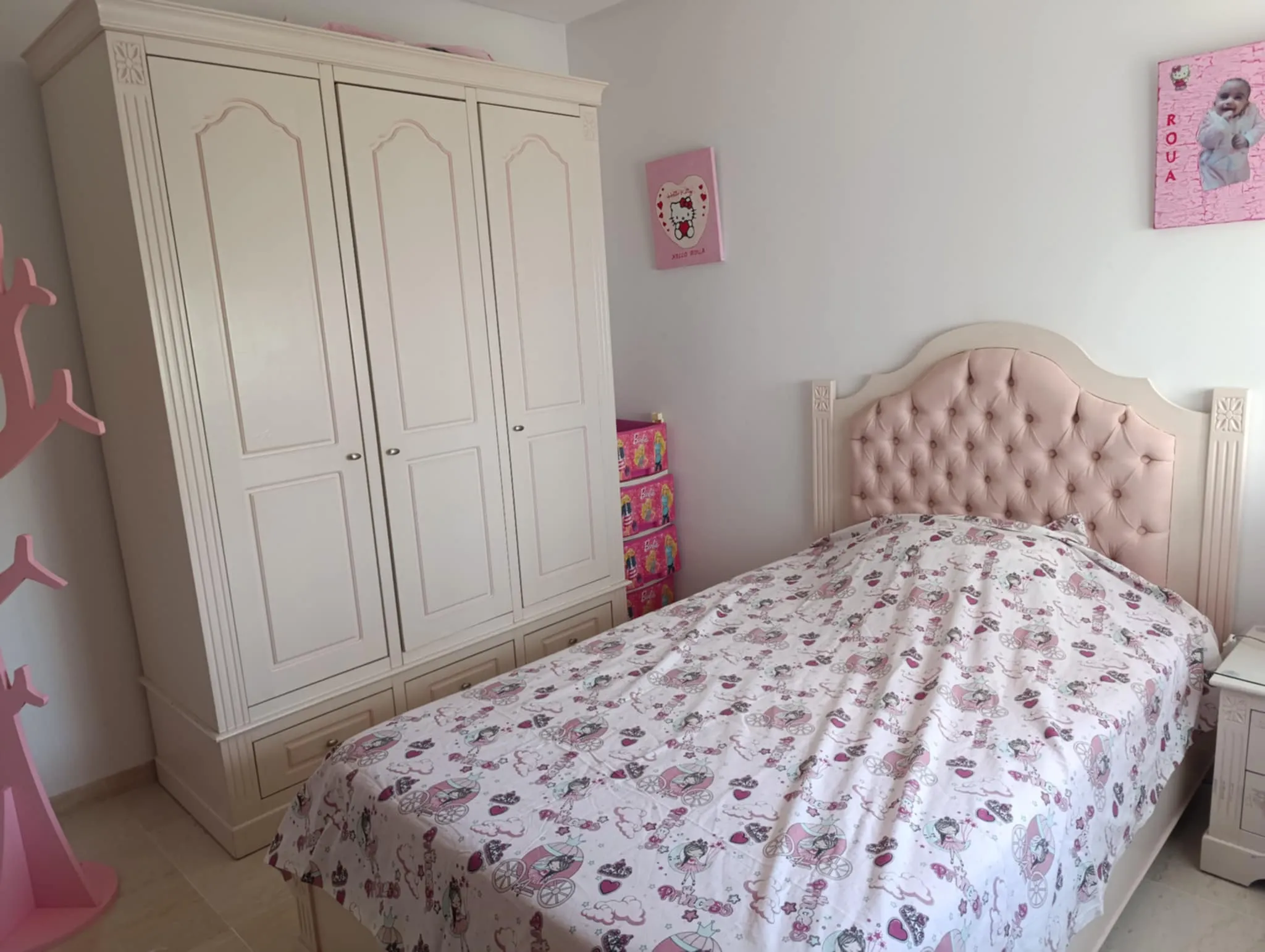 Chambre enfant couleur rose