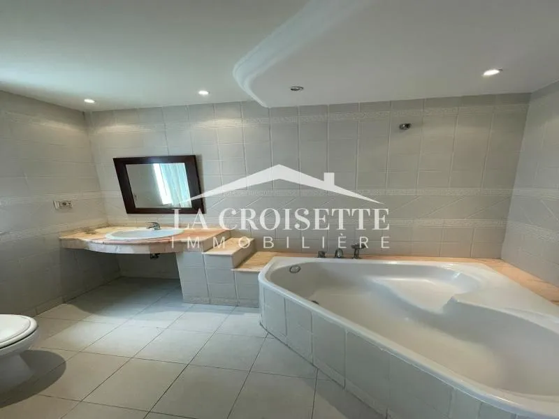 Etage de villa S+3 à La Soukra MEL0601