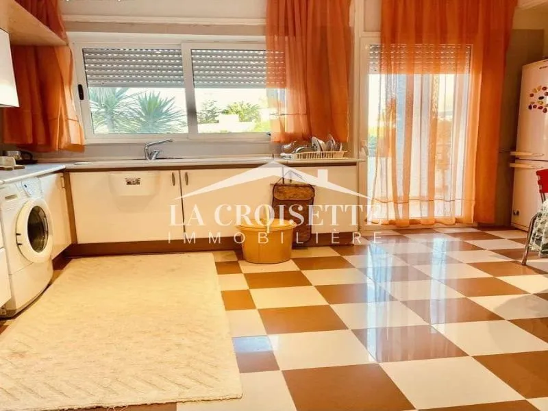 Etage de villa S+3 à La Soukra MEL0601