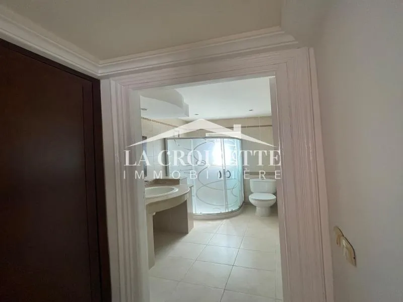 Etage de villa S+3 à La Soukra MEL0601
