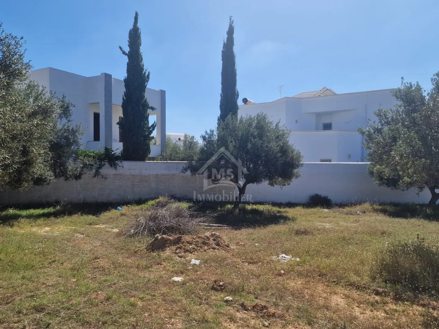 Terrain constructible de 250 m² à Mrezga à vendre 51355351