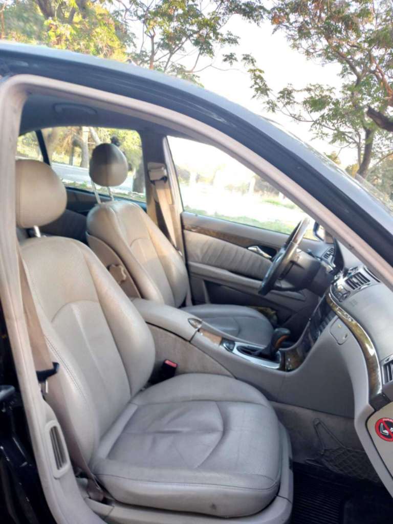 Mercedes class E tel 22300453