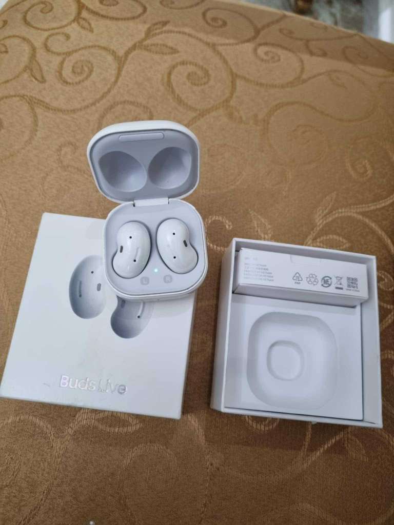 samsung buds live encore neuf