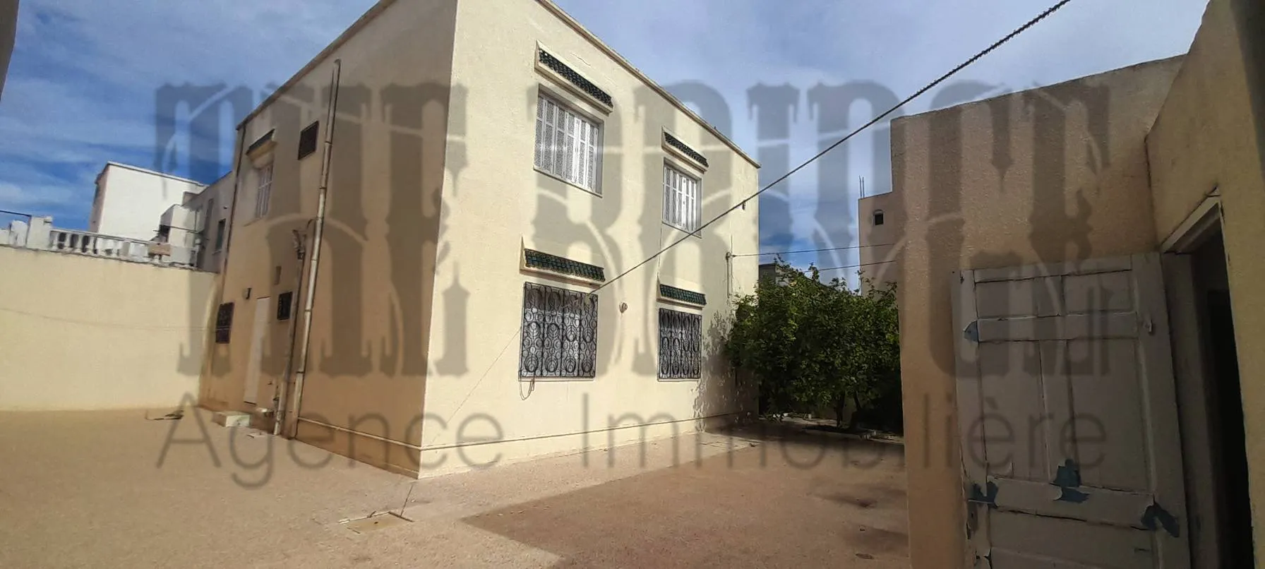 Villa à vendre à Grombalia