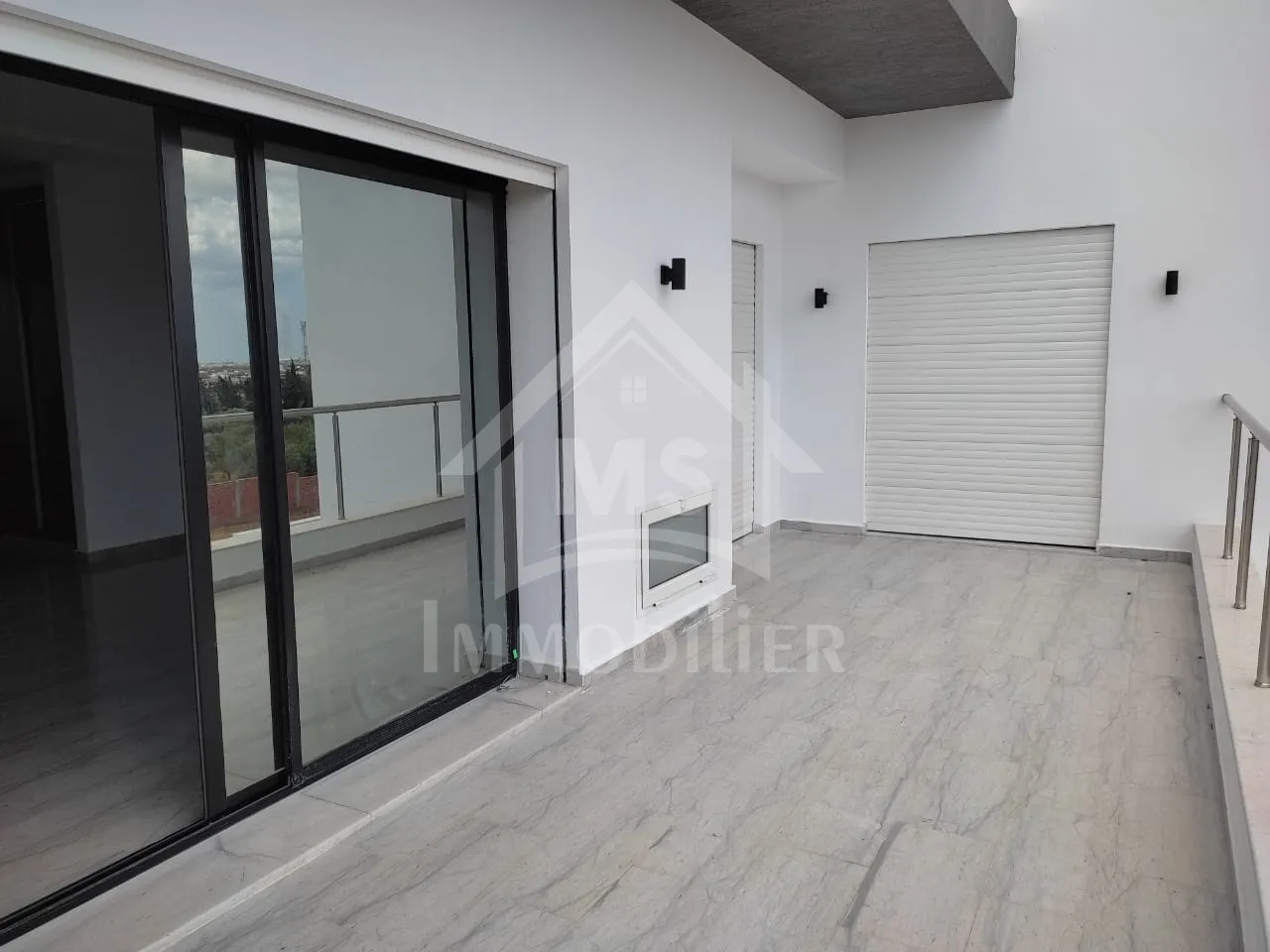 Villa S+4 toute neuve avec jardin et piscine Ă Hammamet Sud 51355351