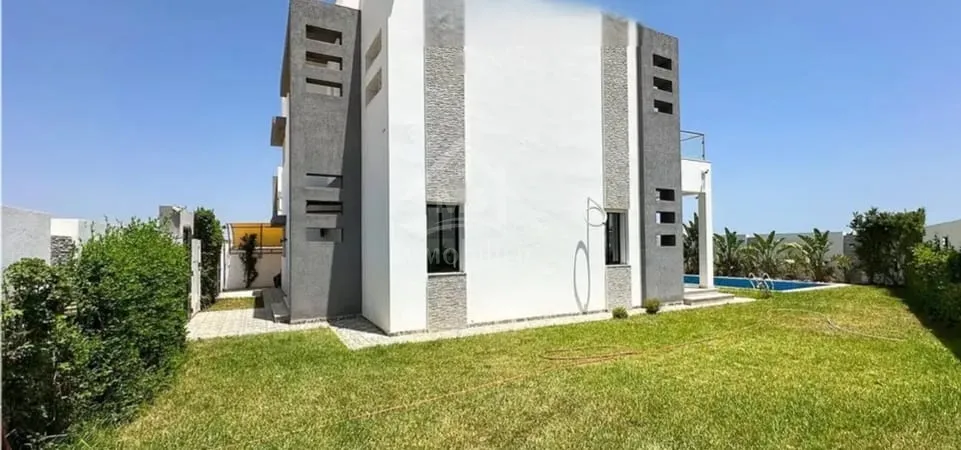 Villa S+4 toute neuve avec jardin et piscine Ă Hammamet Sud 51355351