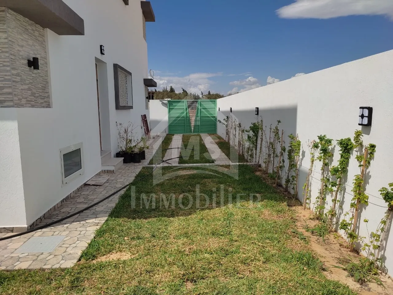 Villa S+4 toute neuve avec jardin et piscine Ă Hammamet Sud 51355351