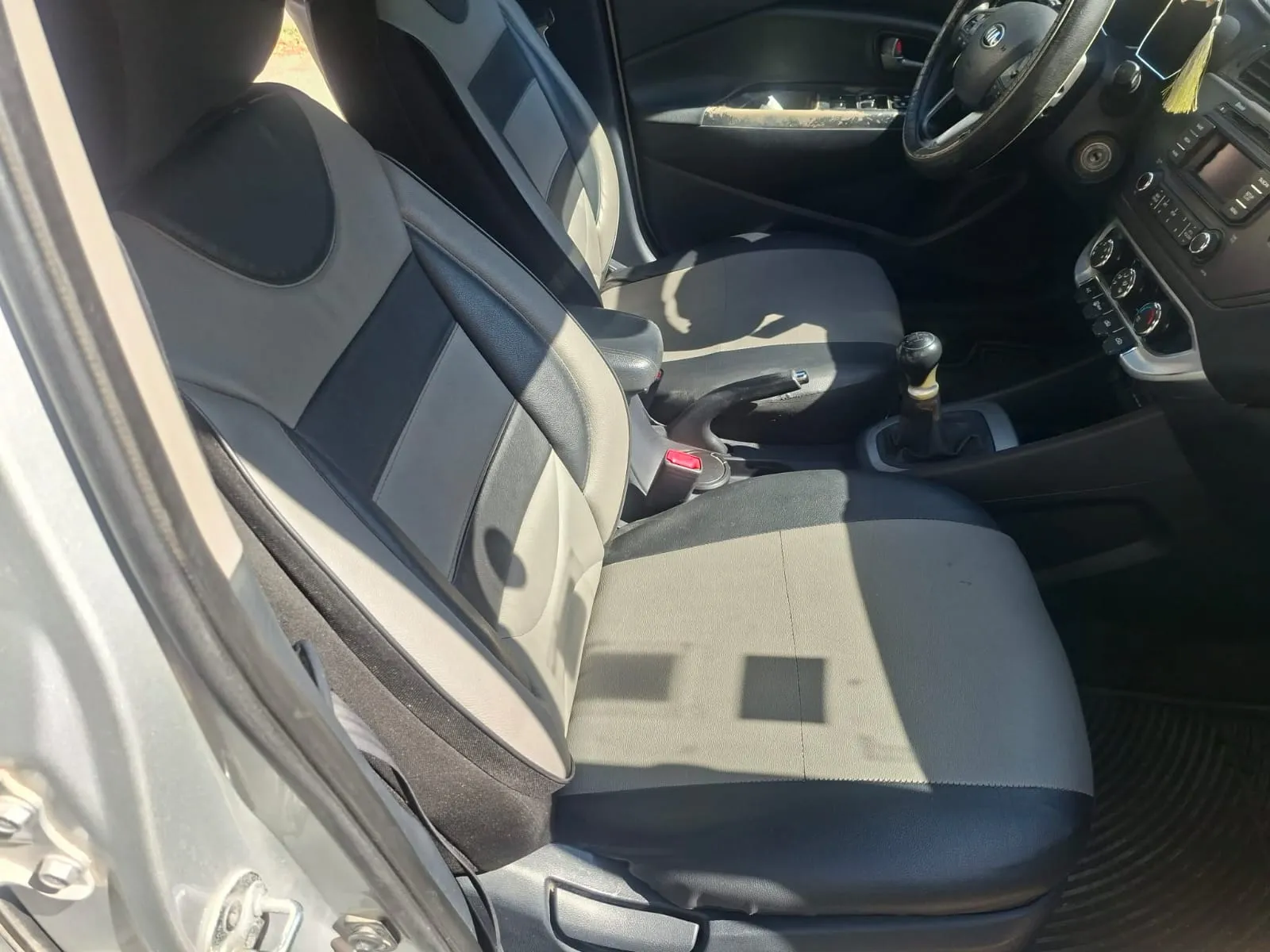 🚗 À VENDRE – KIA RIO
