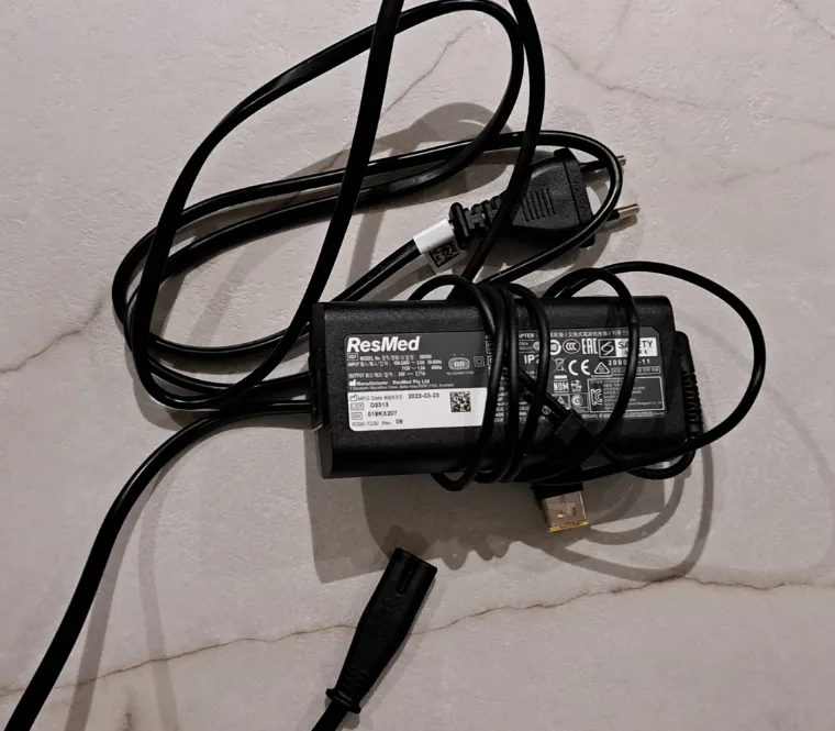 Appareil CPAP / PPC ResMed AirSense 11 AutoSet (Neuf - 136h) + Masque offert