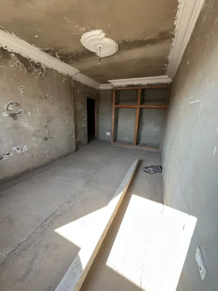 2 étages de villa inachevés à vendre-Bizerte
