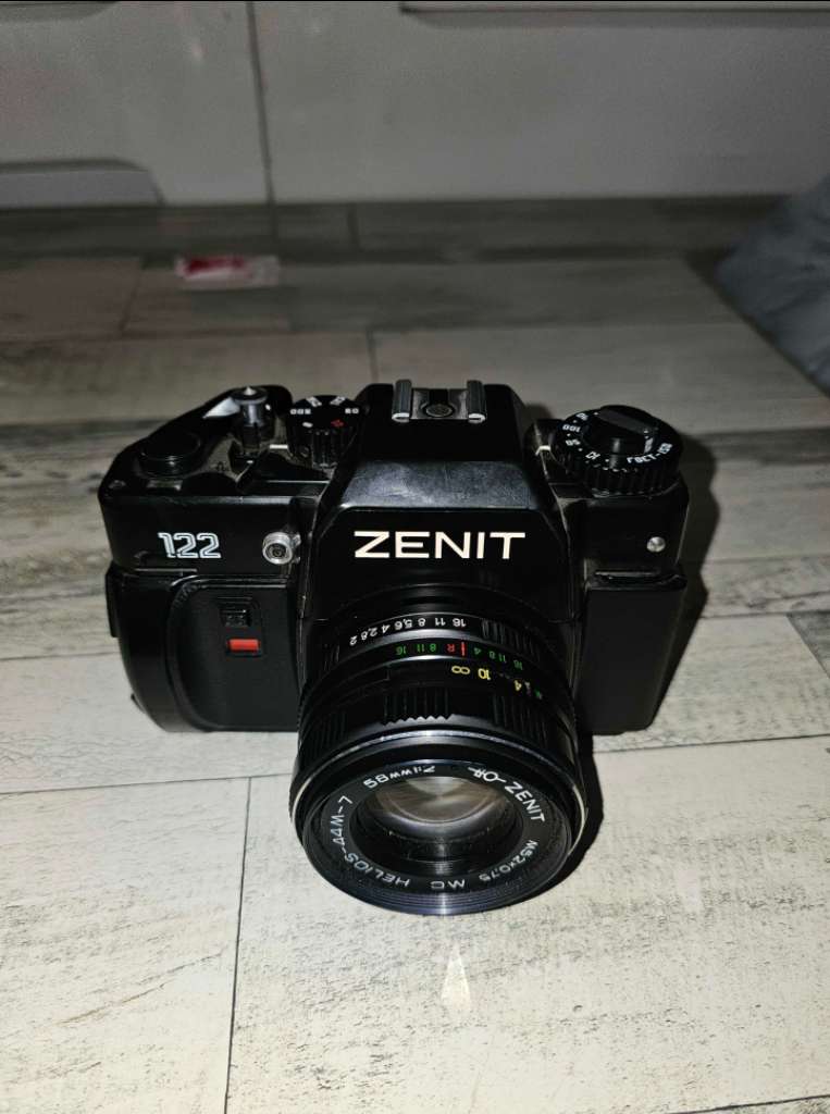 Zenit 122 
