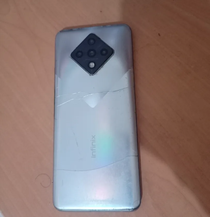 Infinix zero 8